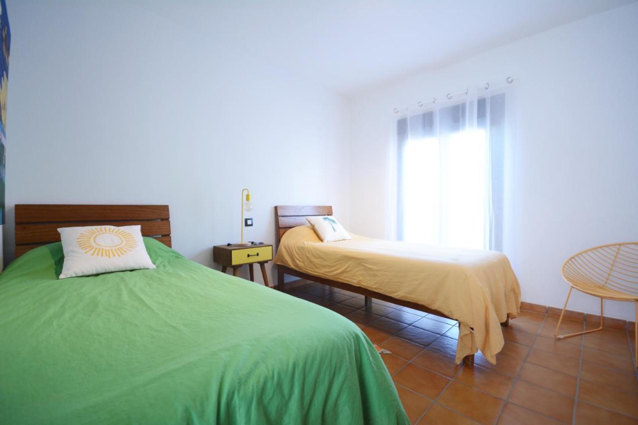 Beautiful Spacious Villa With Private Heated Pool In לאחארס מראה חיצוני תמונה